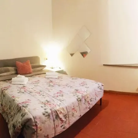Apartment Cozy Near Train Station